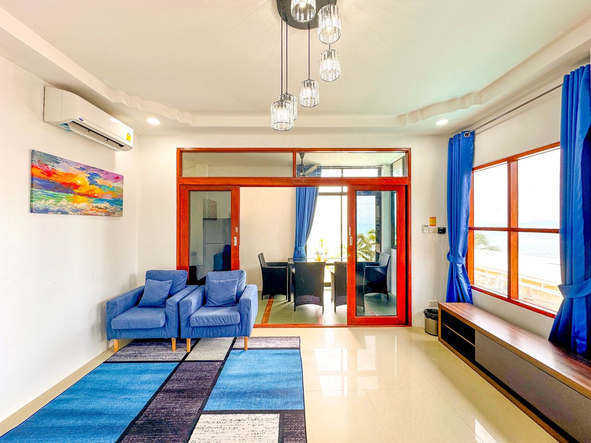 Seaview Apartment